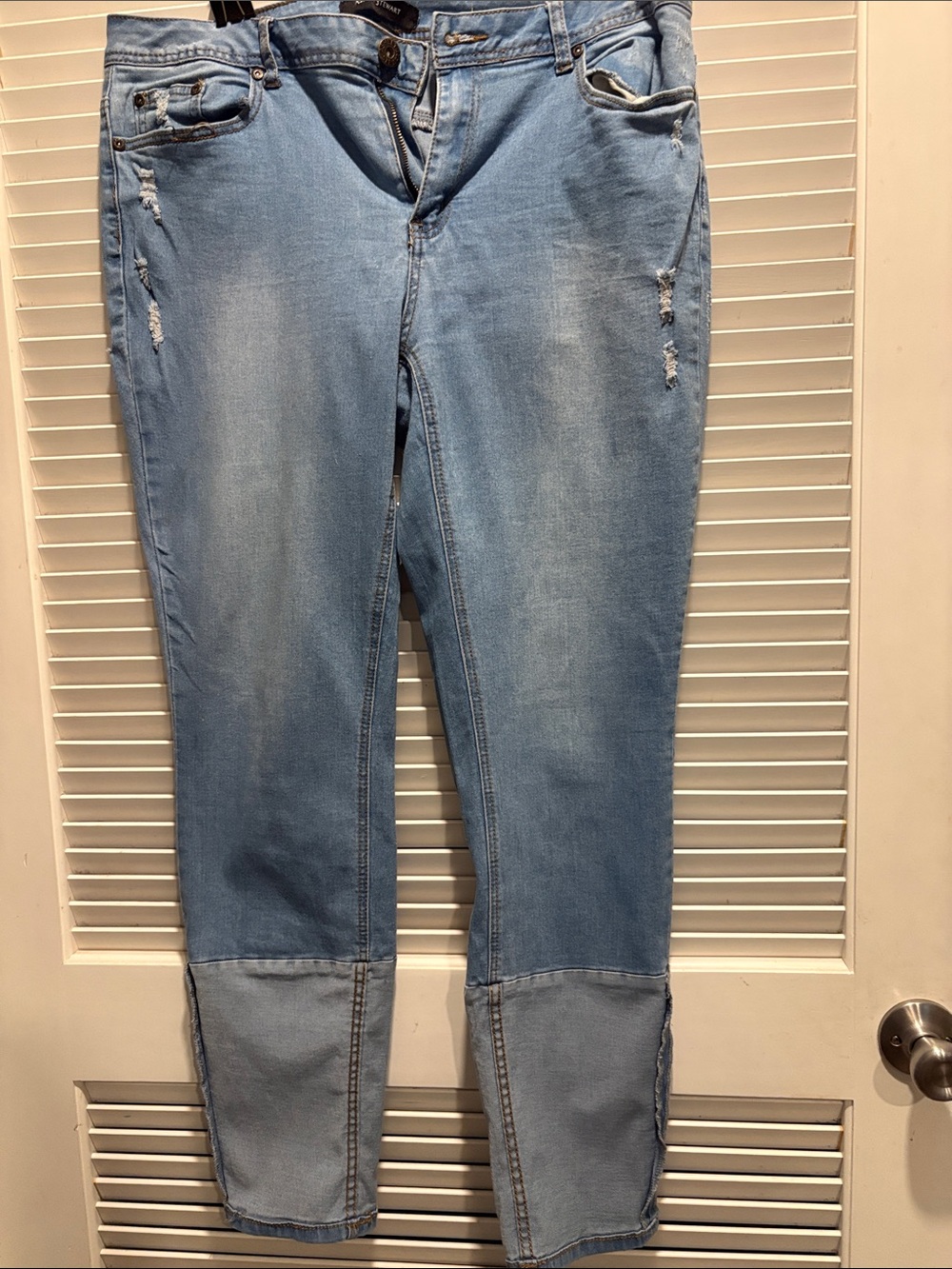 Ashley Stewart Light Blue Ankle Crop Distressed Jeans